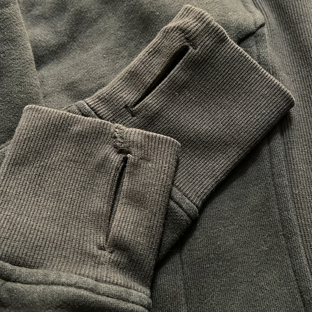 Lululemon Scuba Hoodie - Picture 6 of 6